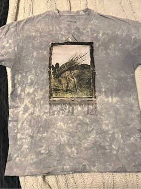 Led Zeppelin Graphic Short Sleeve Tee - Washed Gray men’s